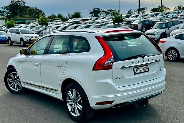 2016 Volvo XC60 D4 Luxury