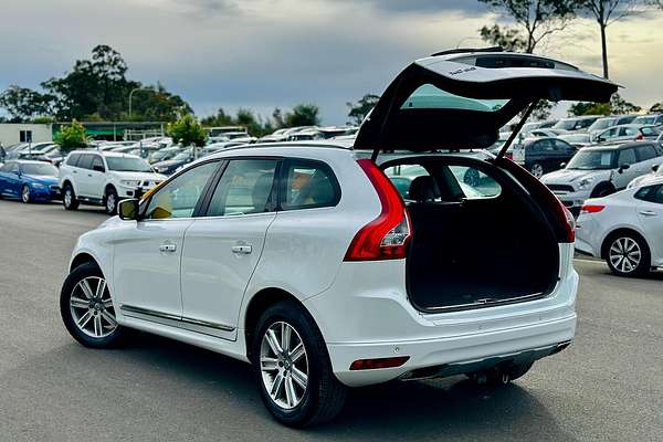 2016 Volvo XC60 D4 Luxury