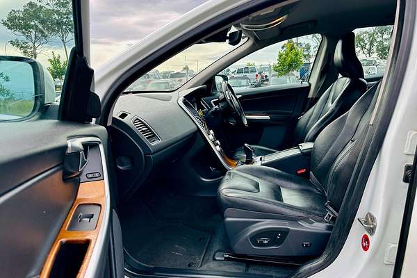 2016 Volvo XC60 D4 Luxury