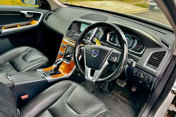 2016 Volvo XC60 D4 Luxury