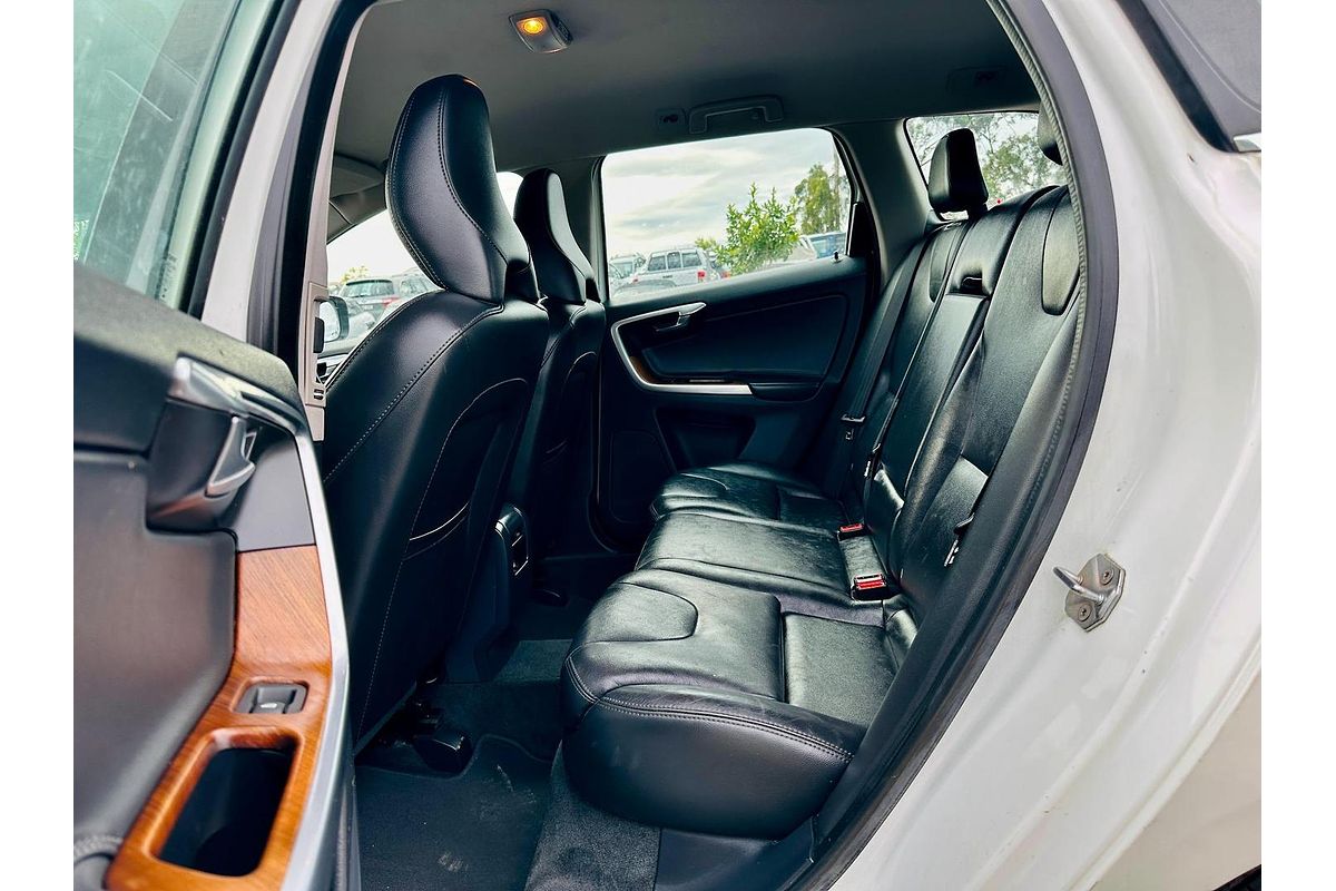 2016 Volvo XC60 D4 Luxury