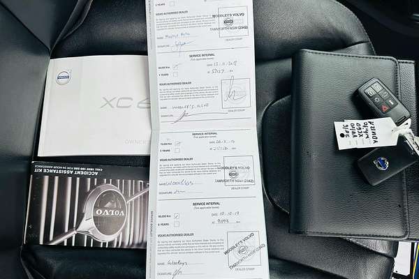 2016 Volvo XC60 D4 Luxury