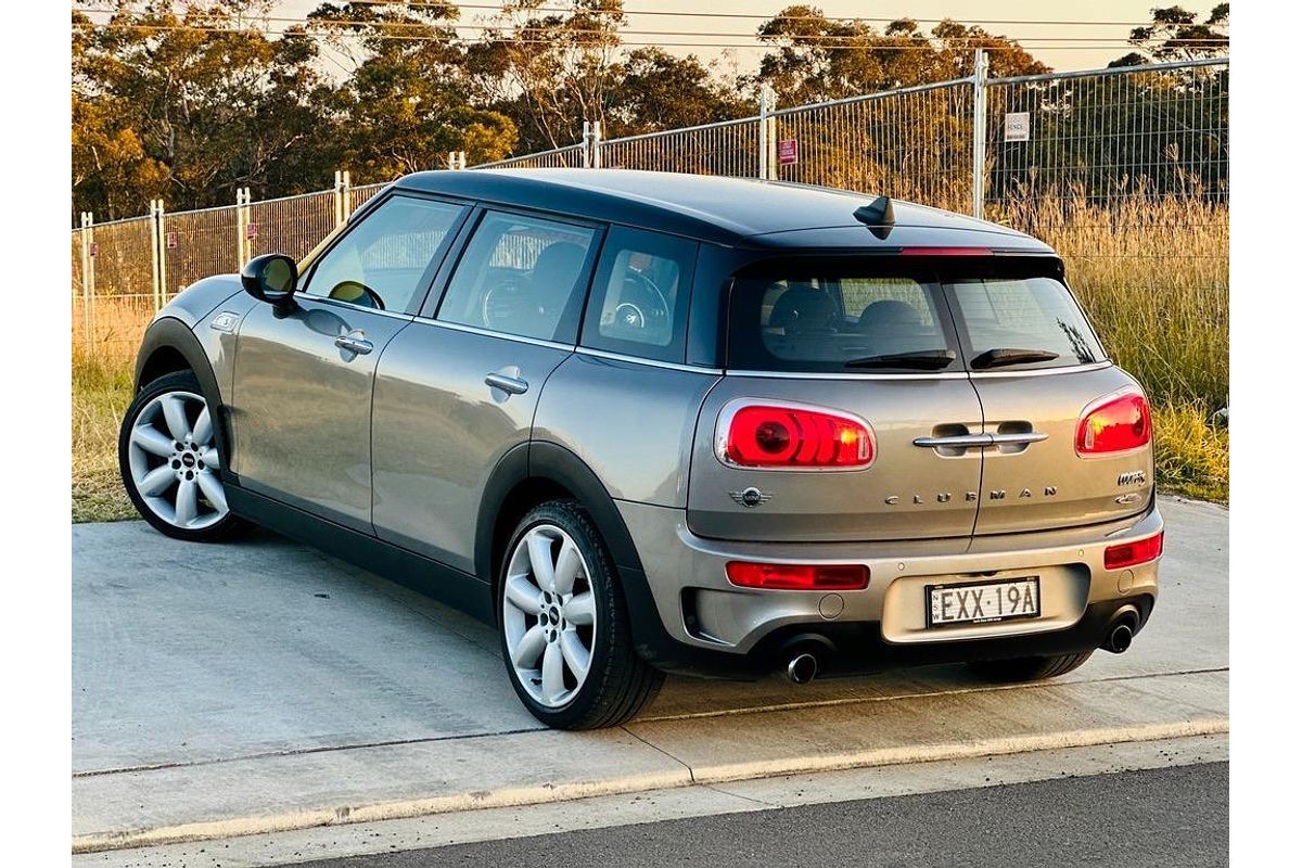 2015 MINI Clubman Cooper S F54