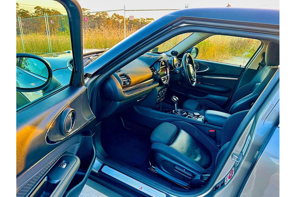 2015 MINI Clubman Cooper S F54