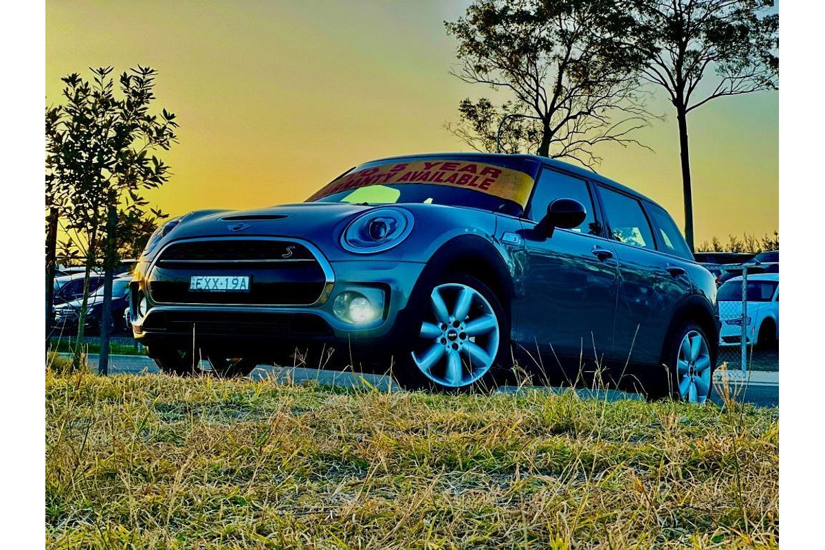 2015 MINI Clubman Cooper S F54