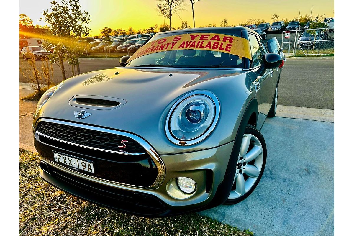 2015 MINI Clubman Cooper S F54
