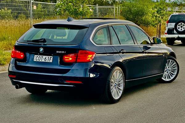 2013 BMW 3 Series 320i F31