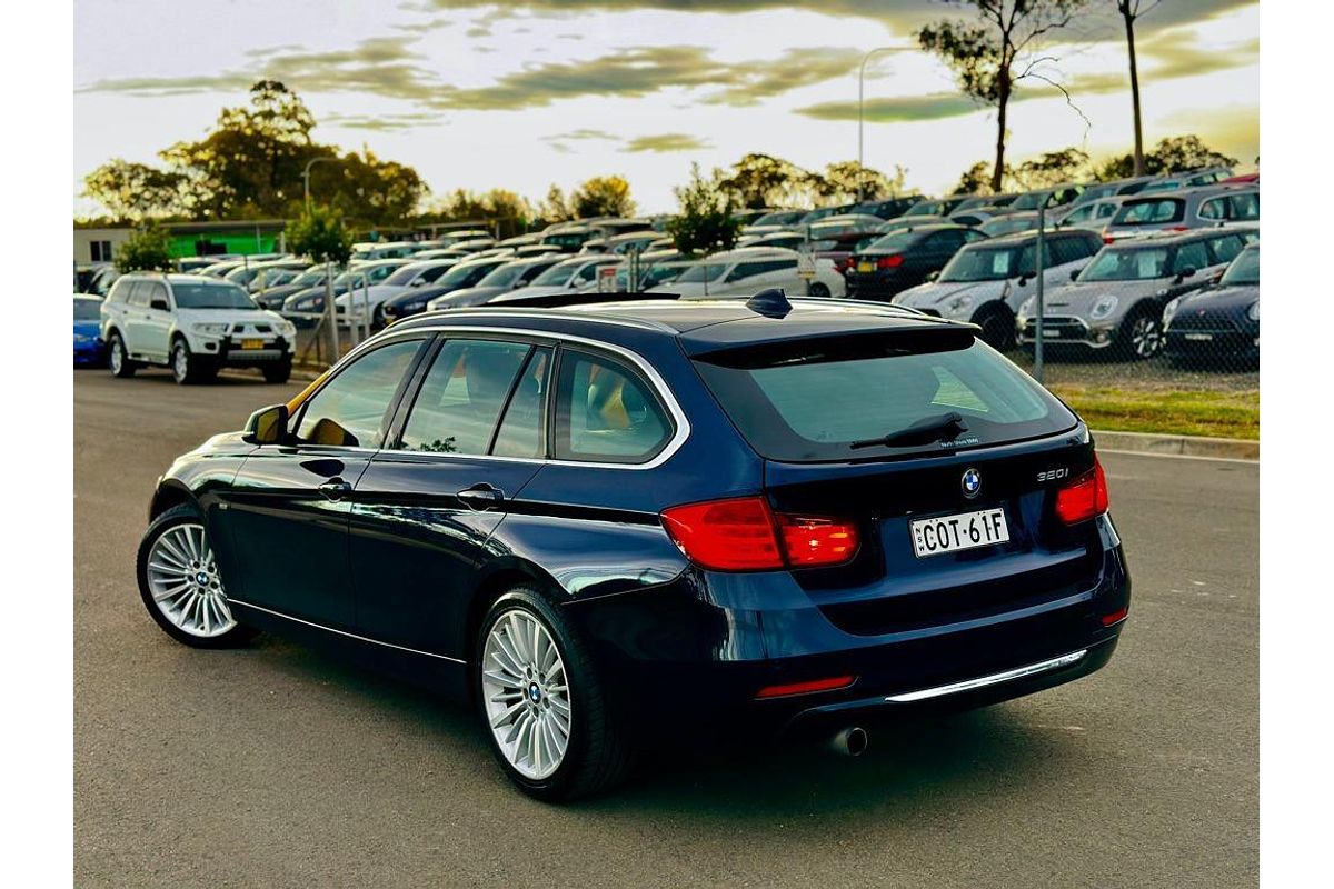 2013 BMW 3 Series 320i F31