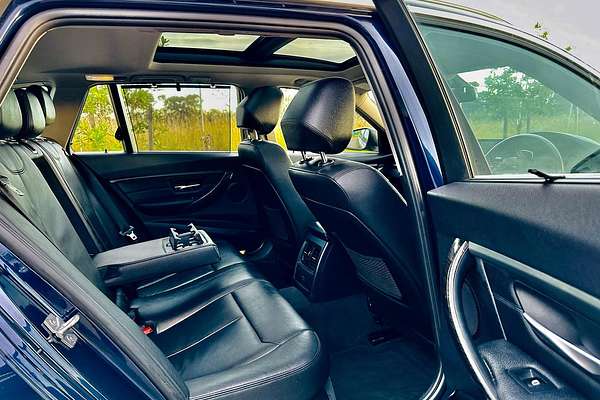 2013 BMW 3 Series 320i F31