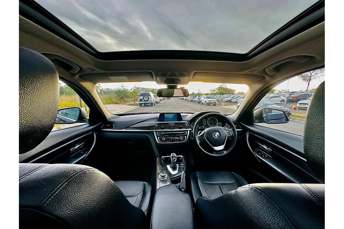 2013 BMW 3 Series 320i F31