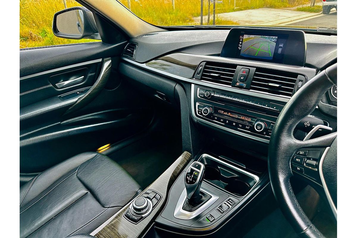 2013 BMW 3 Series 320i F31