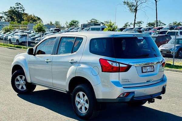2015 Isuzu MU-X LS-U