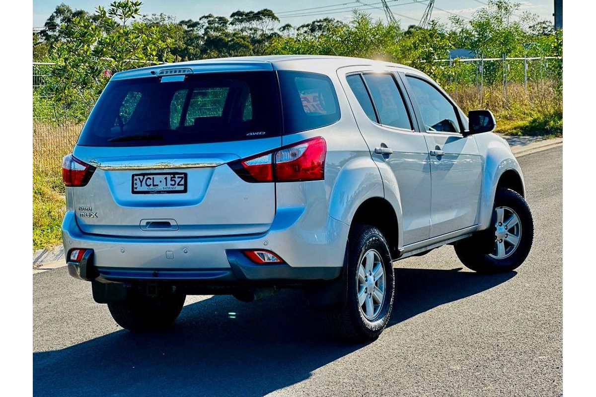 2015 Isuzu MU-X LS-U