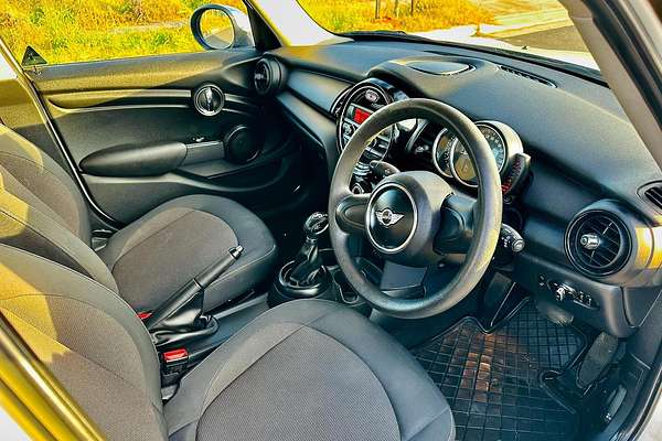 2015 MINI Coupe Cooper R58