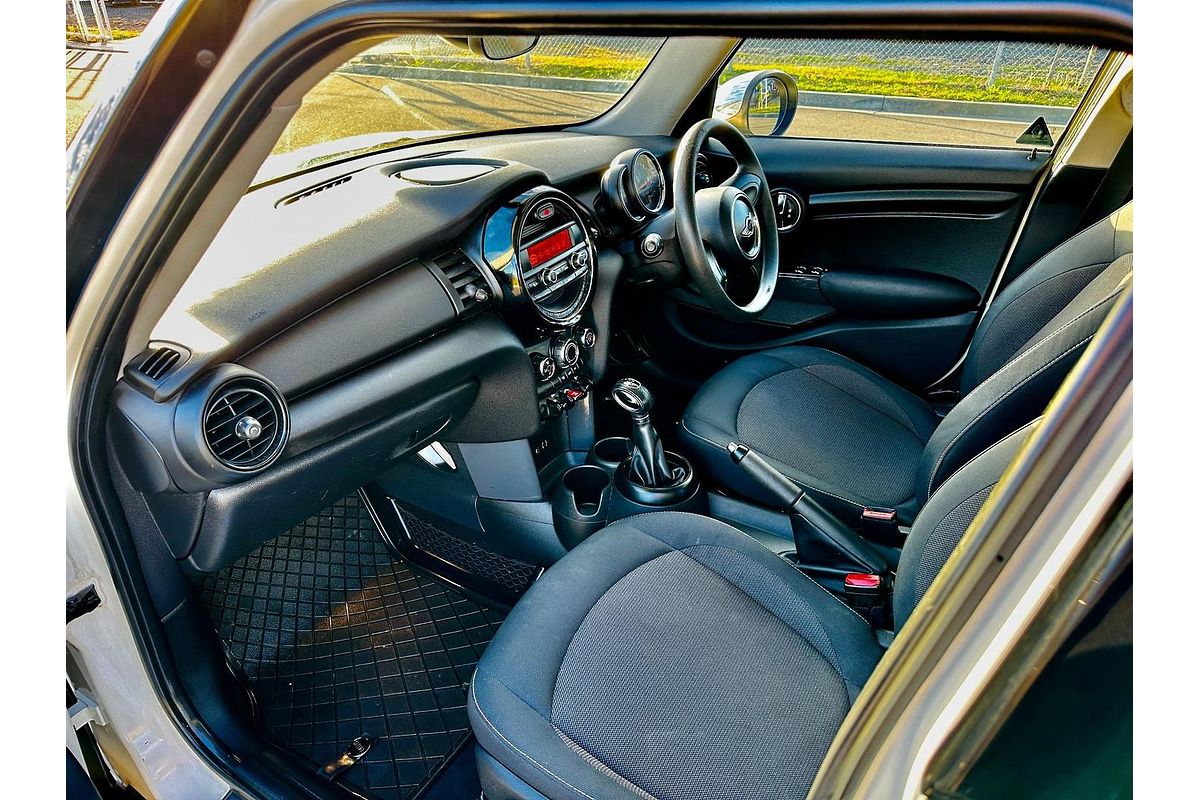2015 MINI Coupe Cooper R58