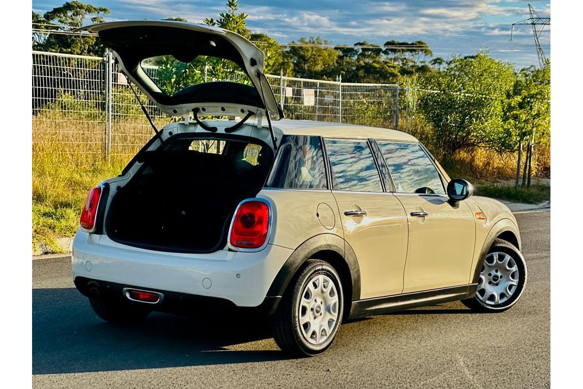 2015 MINI Coupe Cooper R58