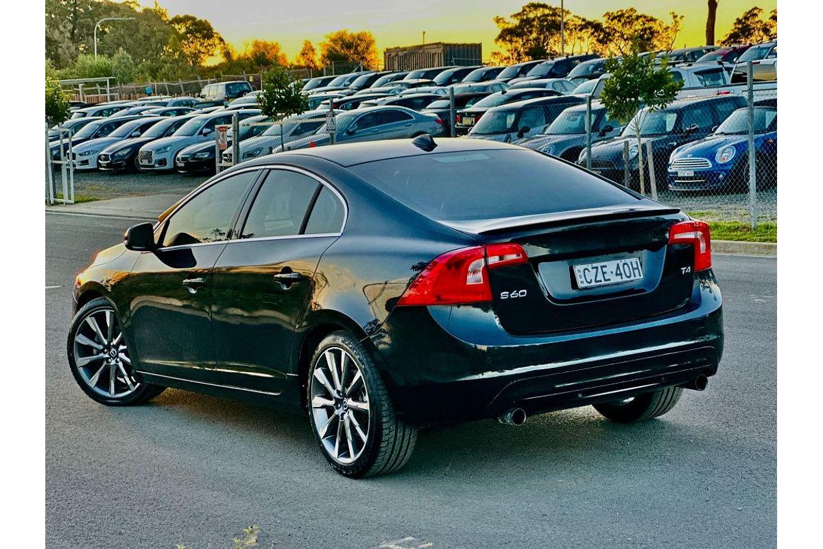 2015 Volvo S60 T4 Kinetic