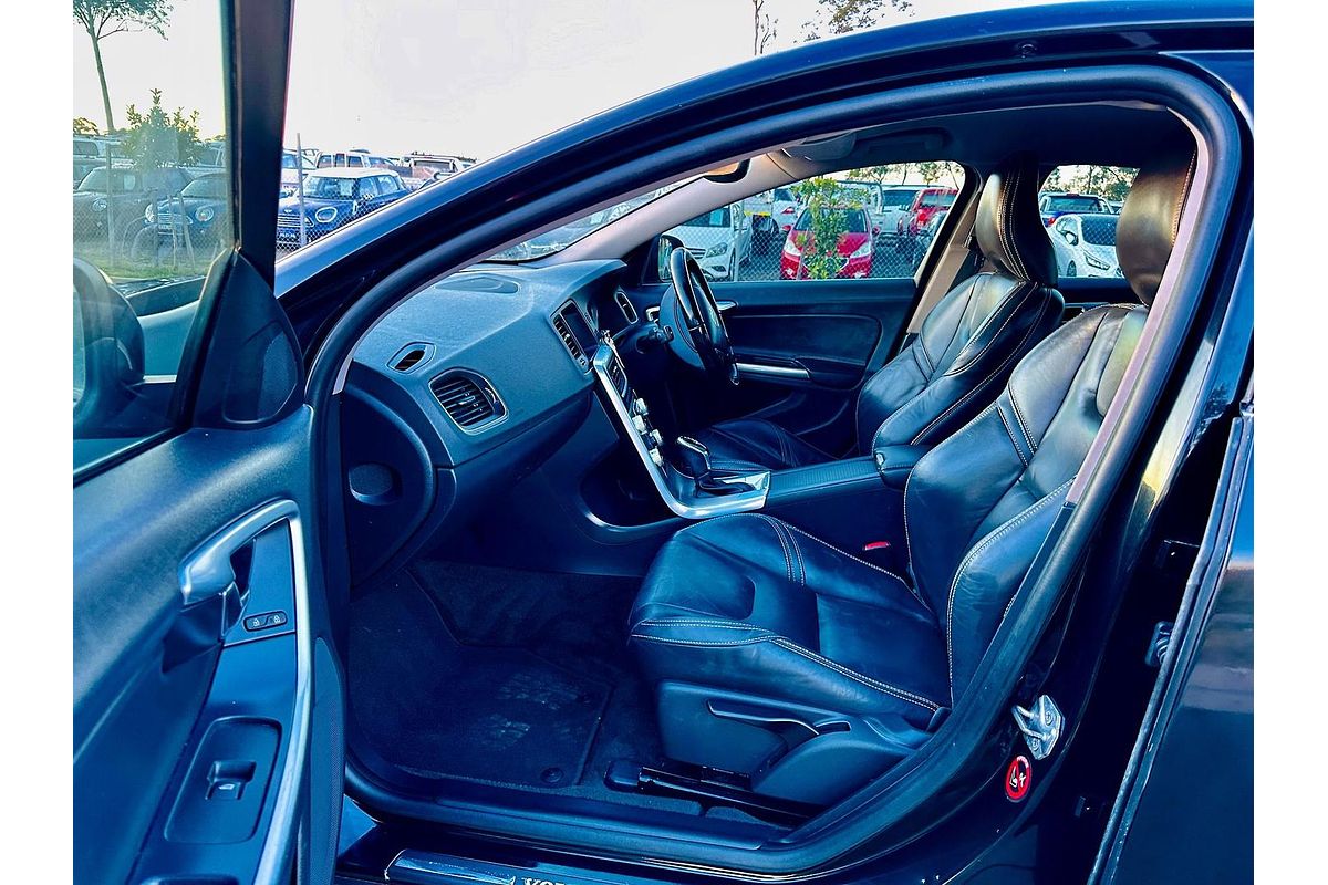 2015 Volvo S60 T4 Kinetic