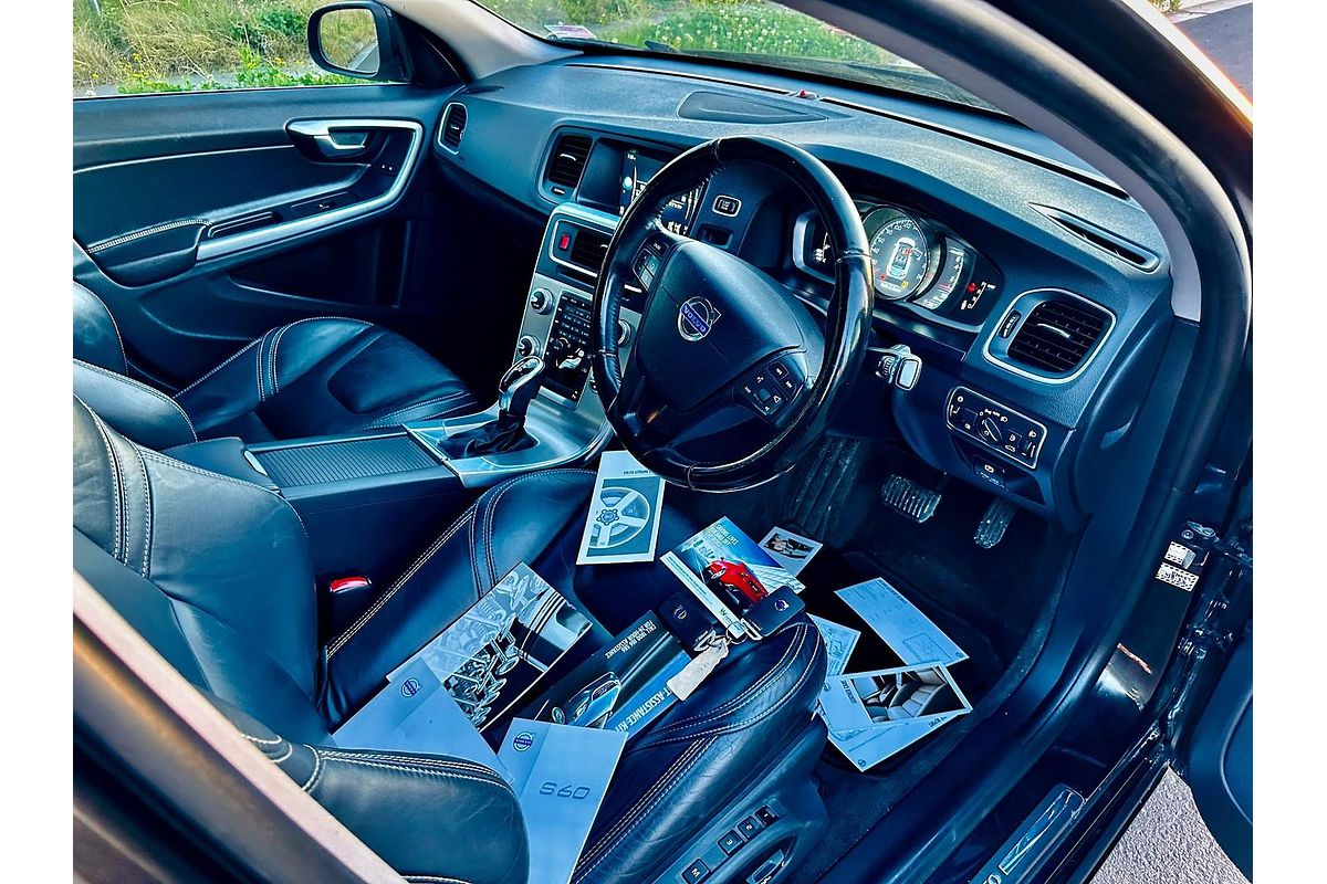 2015 Volvo S60 T4 Kinetic