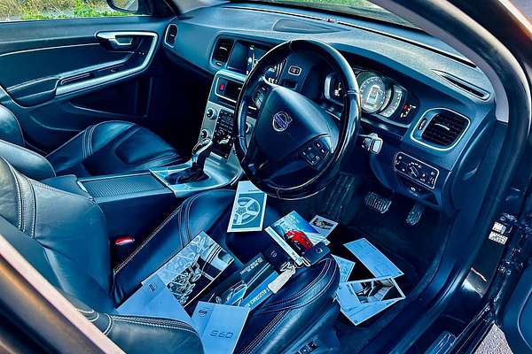 2015 Volvo S60 T4 Kinetic