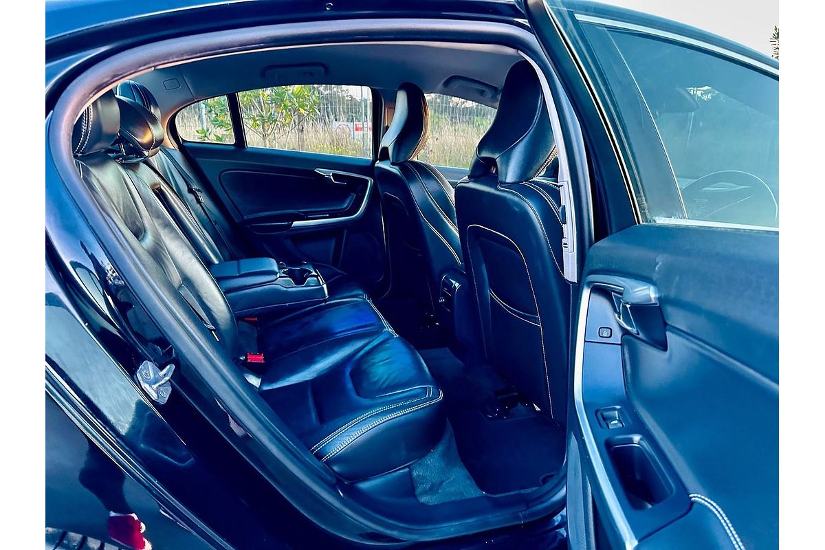 2015 Volvo S60 T4 Kinetic