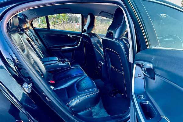 2015 Volvo S60 T4 Kinetic