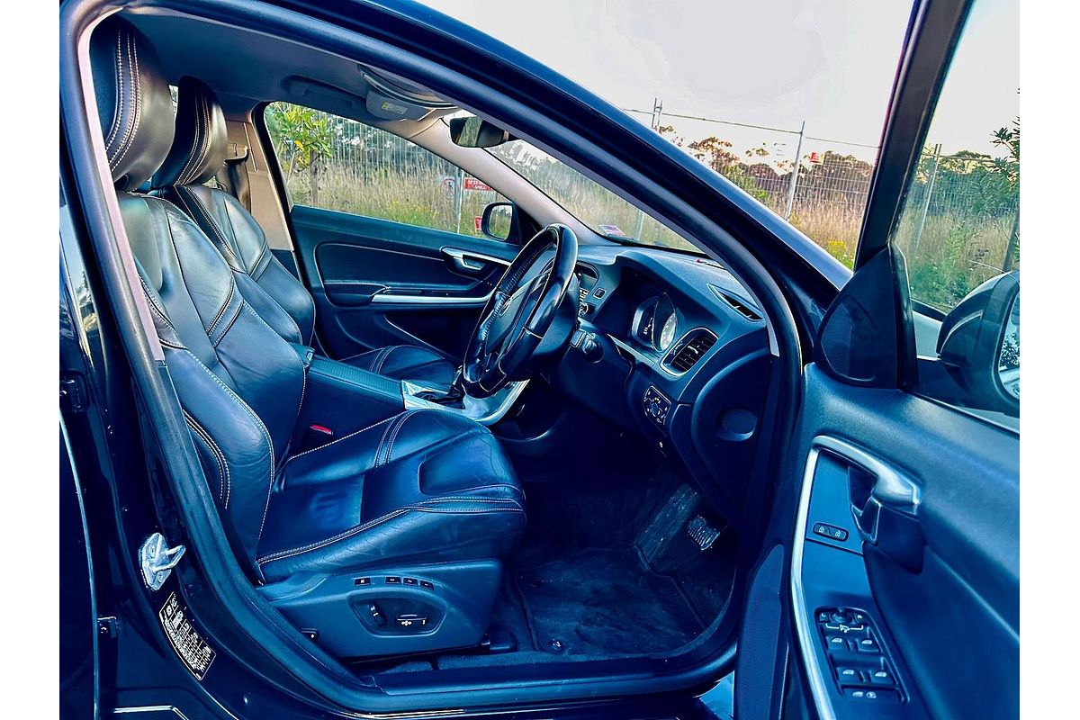 2015 Volvo S60 T4 Kinetic