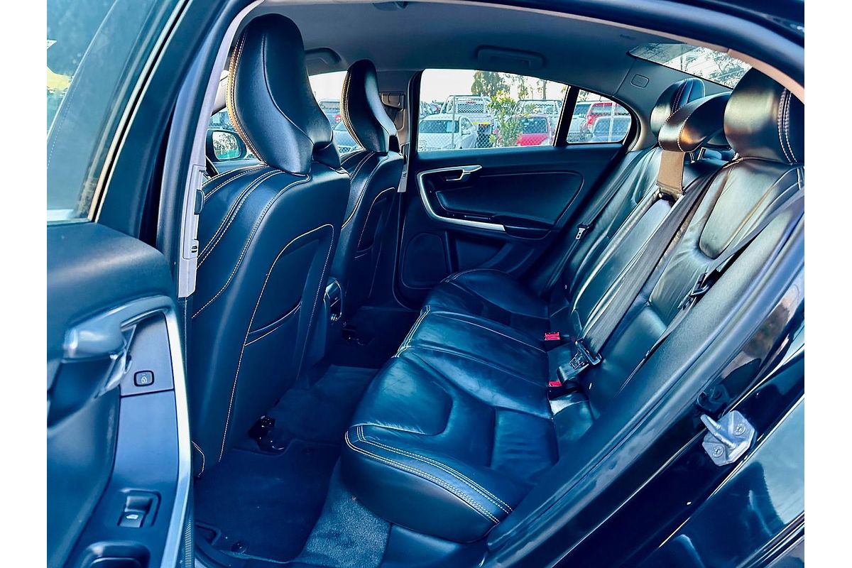 2015 Volvo S60 T4 Kinetic