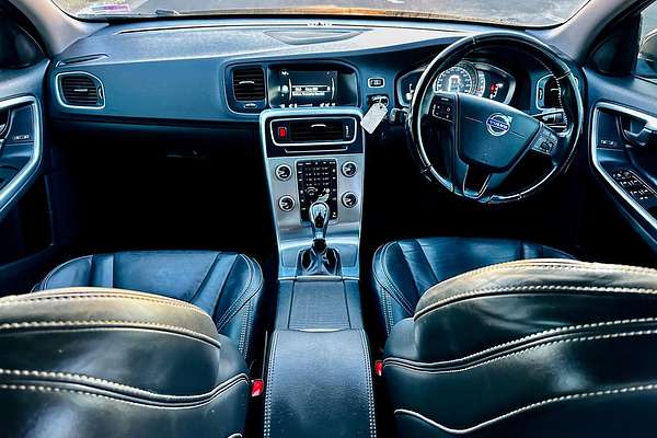 2015 Volvo S60 T4 Kinetic