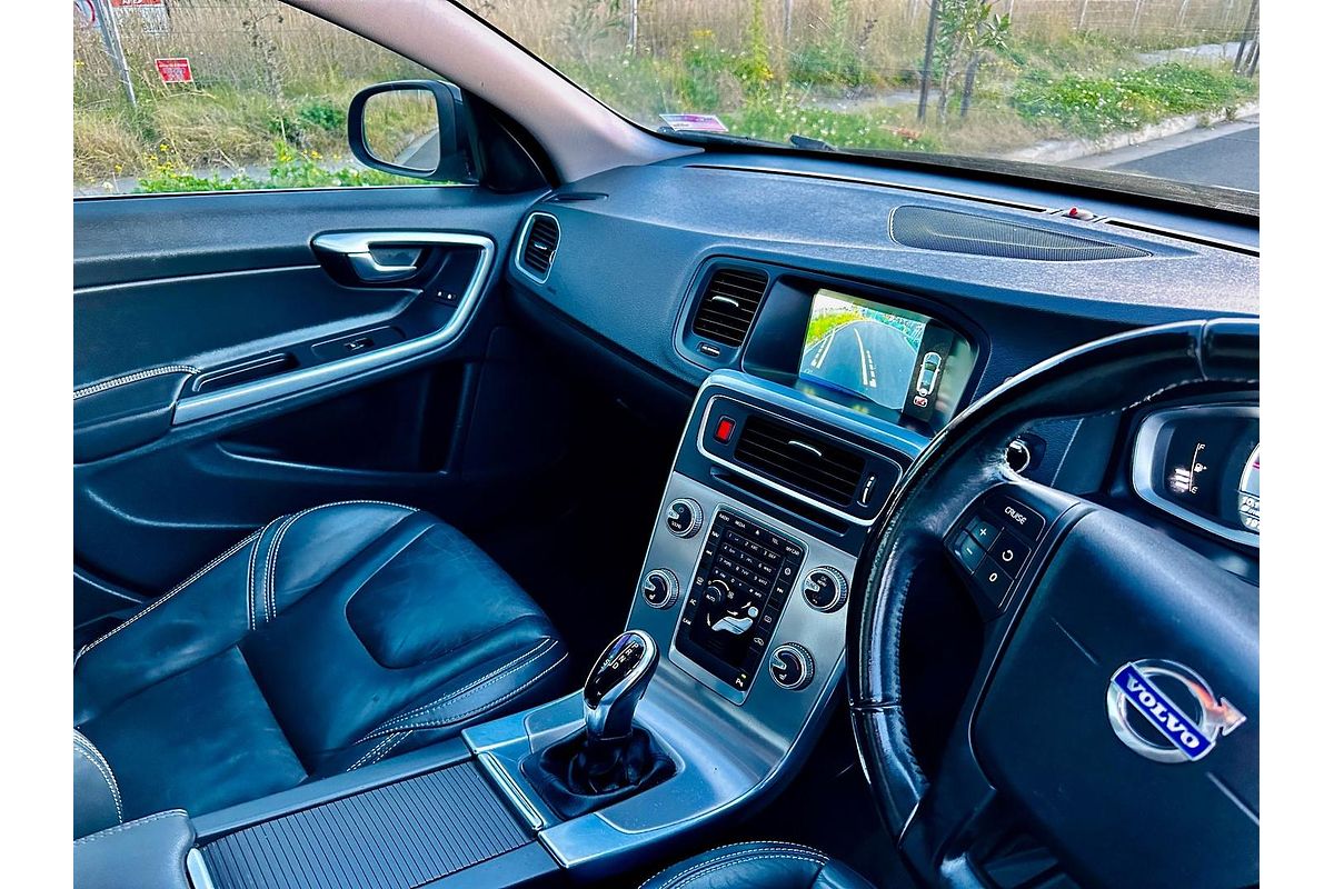 2015 Volvo S60 T4 Kinetic