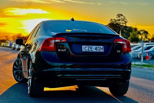2015 Volvo S60 T4 Kinetic