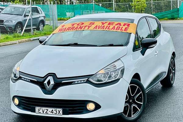 2015 Renault Clio Expression IV B98