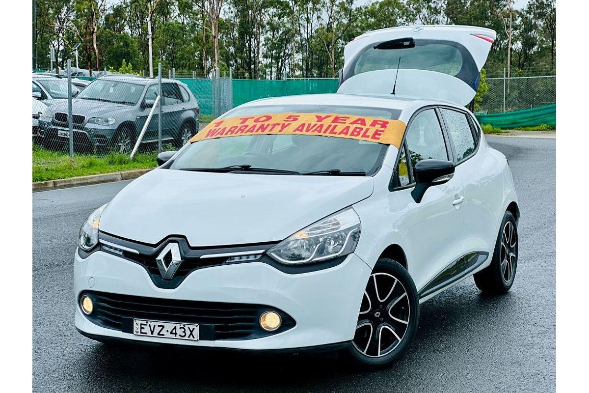 2015 Renault Clio Expression IV B98