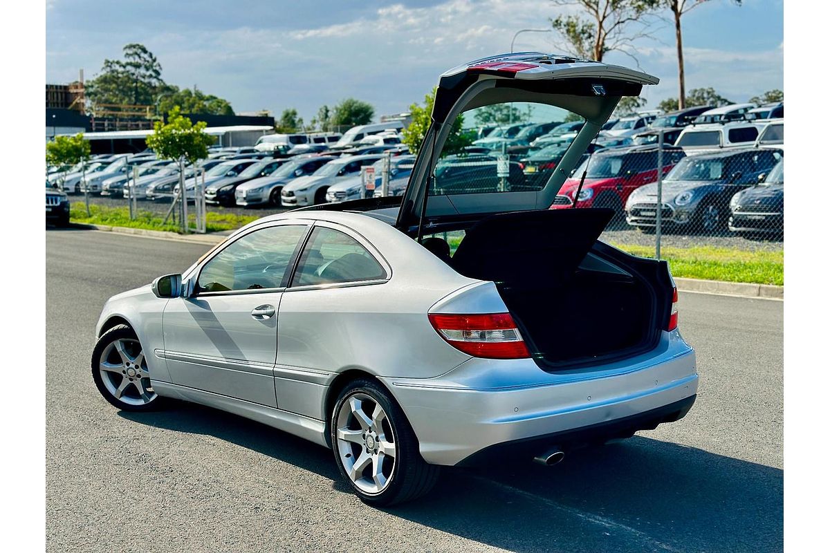 2009 Mercedes-Benz CLC-Class CLC200 Kompressor CL203