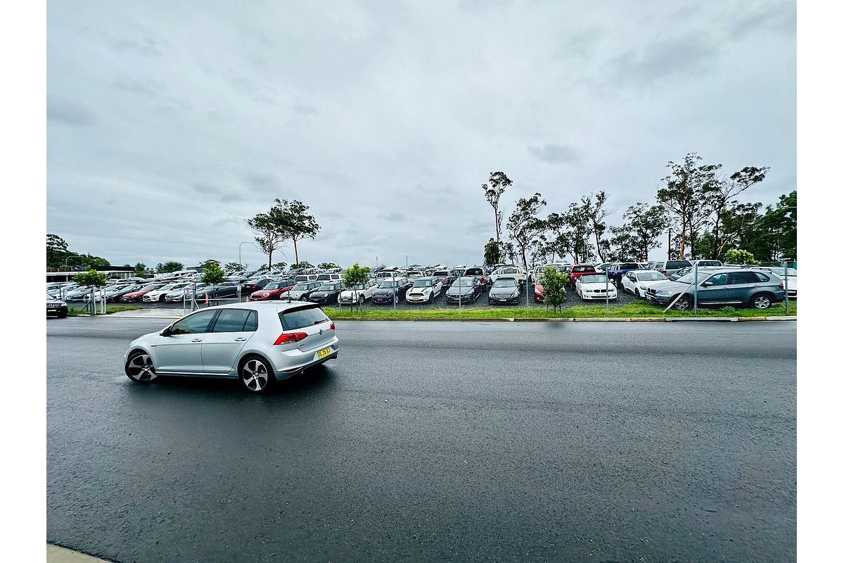2014 Volkswagen Golf GTI 7