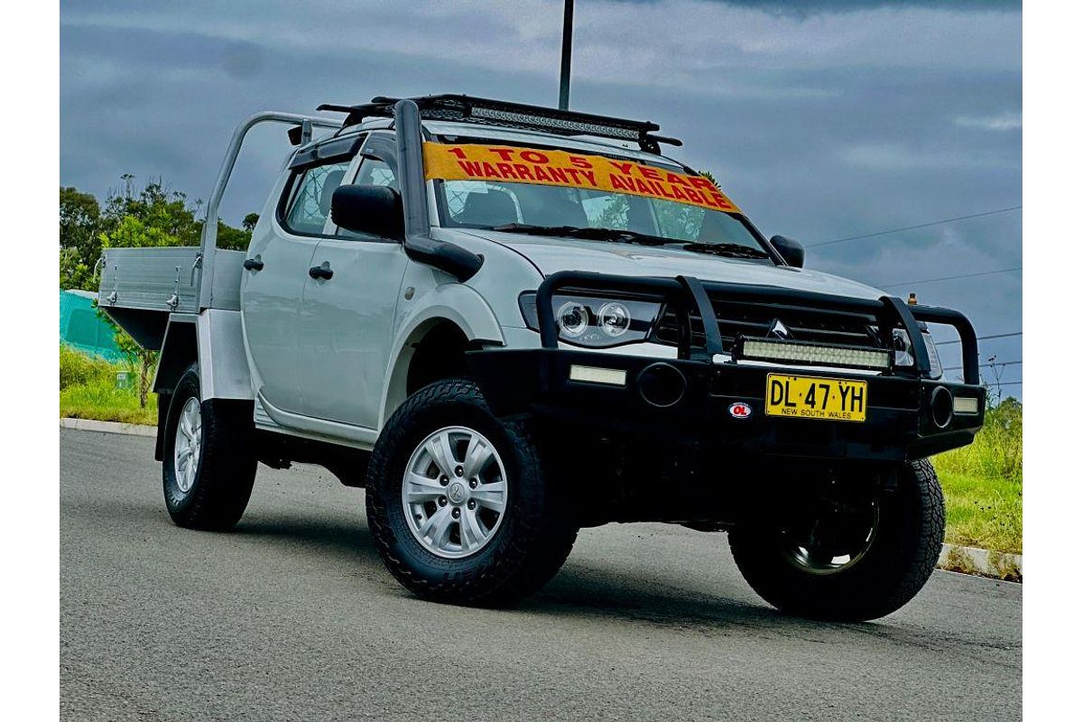 2014 Mitsubishi Triton GLX-R MN 4X4