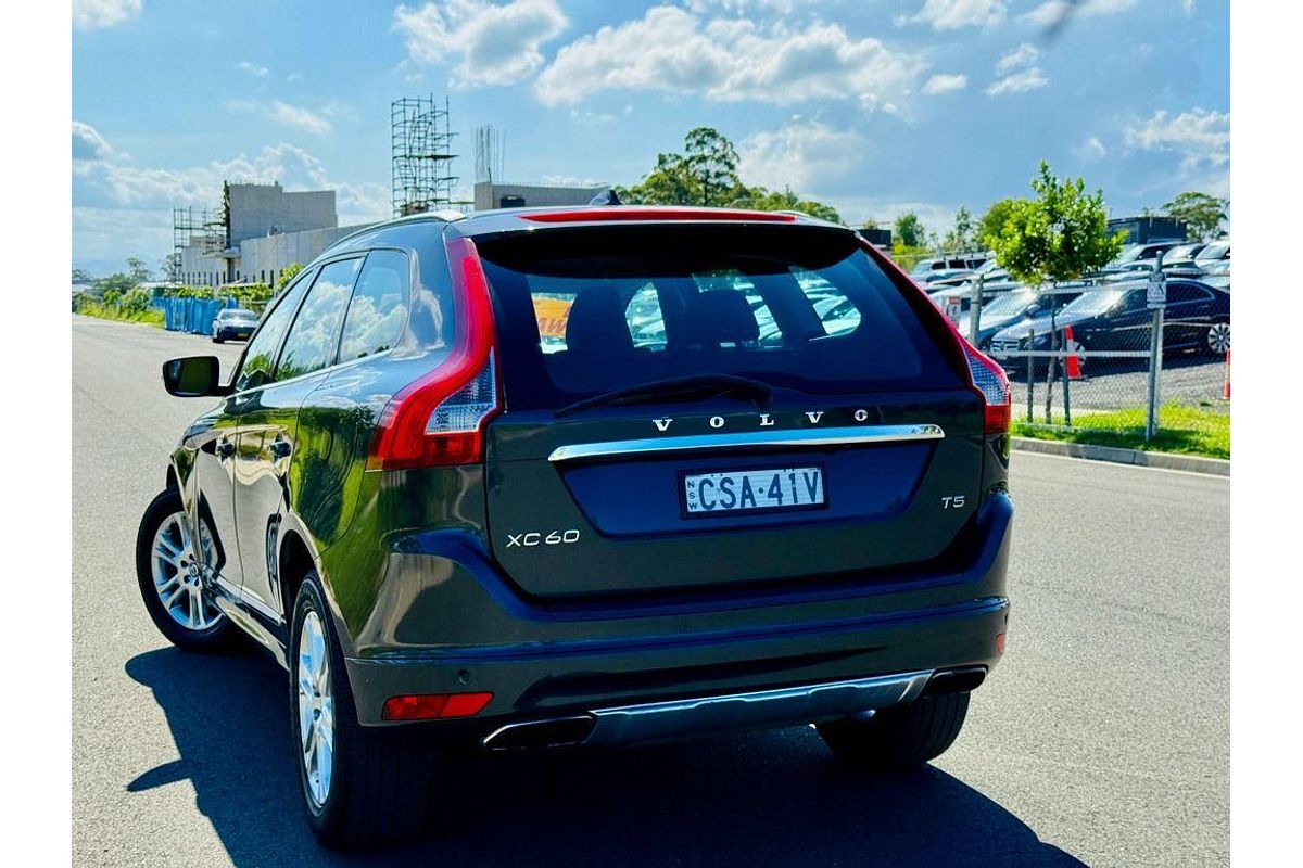 2014 Volvo XC60 T5 Luxury