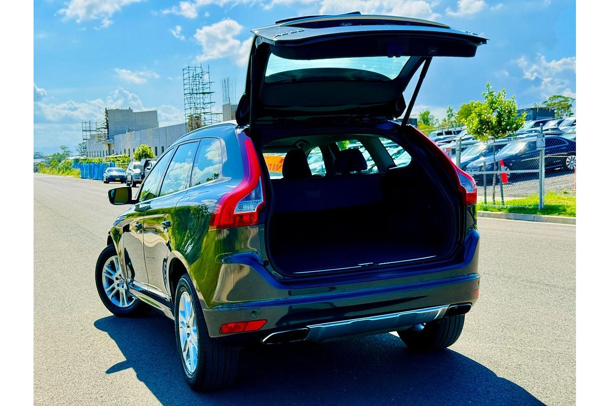 2014 Volvo XC60 T5 Luxury