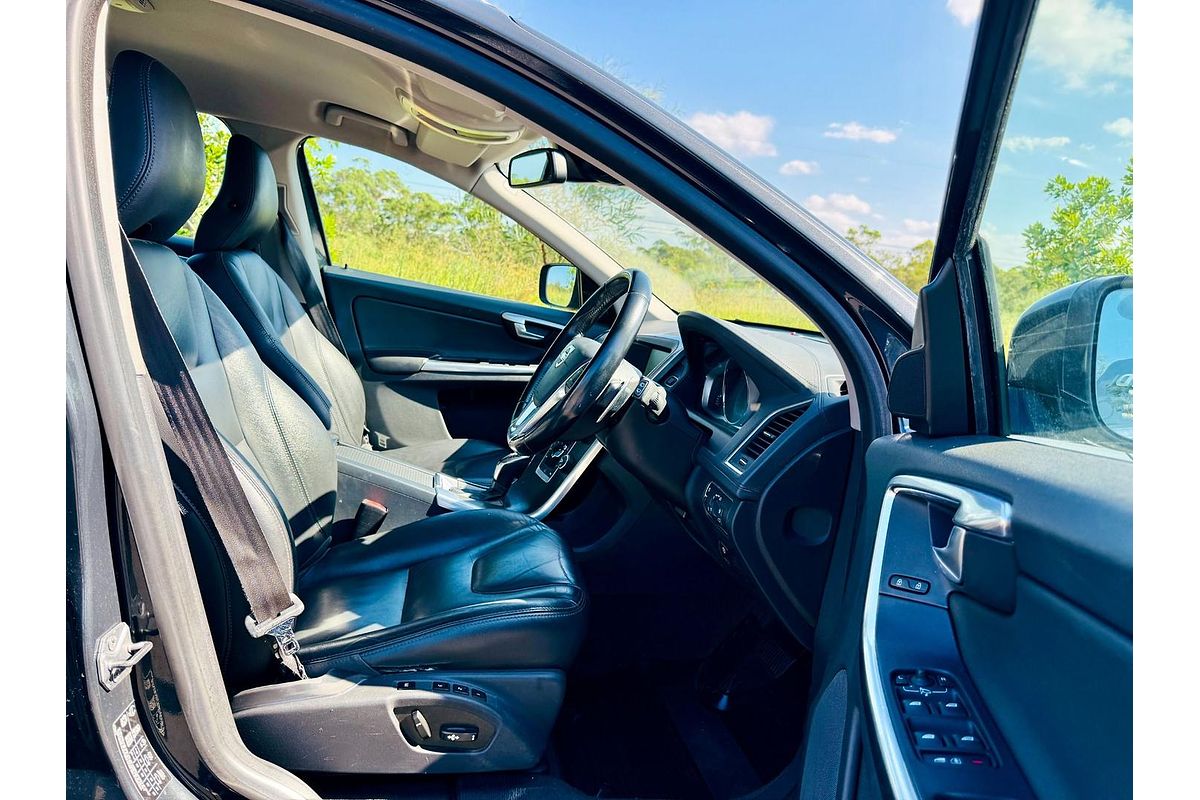 2014 Volvo XC60 T5 Luxury
