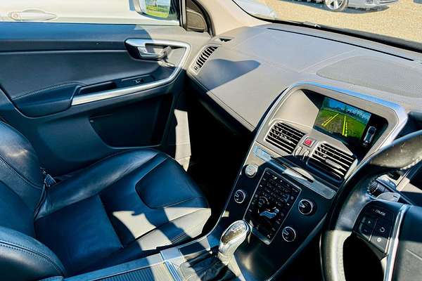 2014 Volvo XC60 T5 Luxury