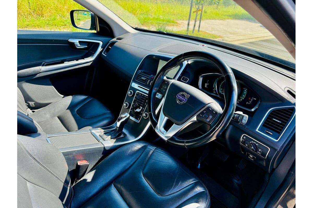 2014 Volvo XC60 T5 Luxury
