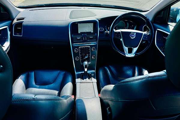 2014 Volvo XC60 T5 Luxury