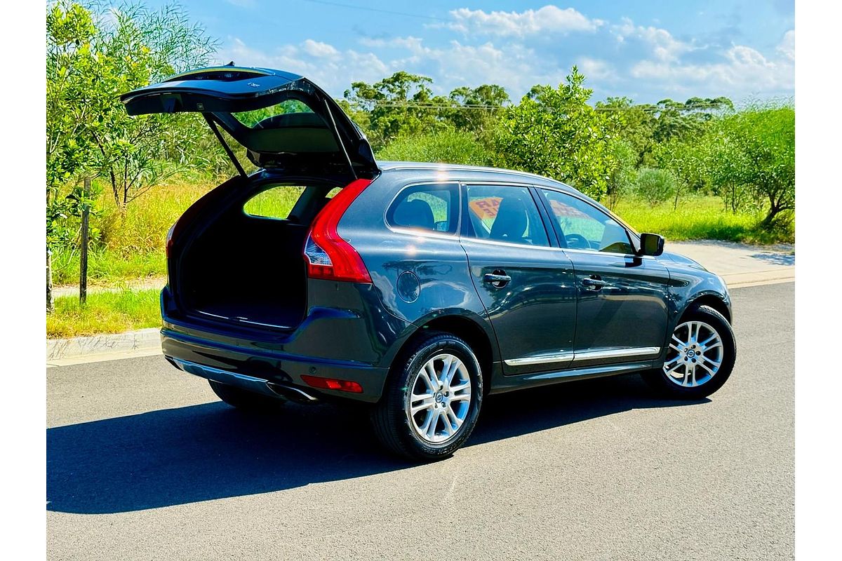 2014 Volvo XC60 T5 Luxury