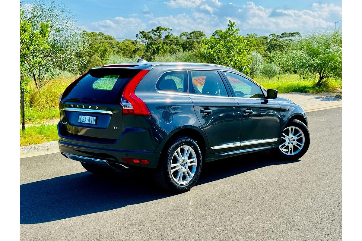 2014 Volvo XC60 T5 Luxury