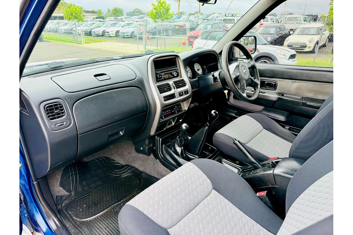 2006 Nissan Navara DX D22 4X4