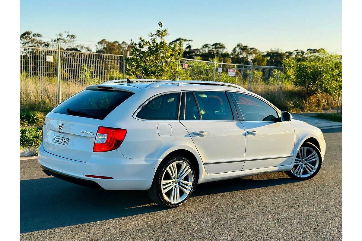 2015 SKODA Superb Elegance 118TSI 3T