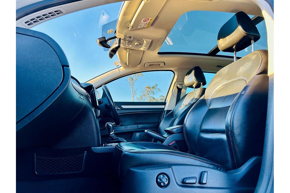 2015 SKODA Superb Elegance 118TSI 3T