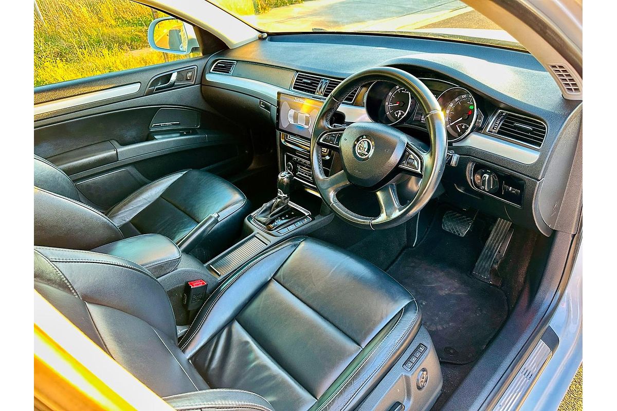 2015 SKODA Superb Elegance 118TSI 3T