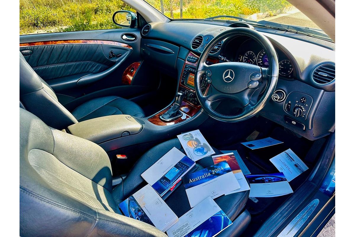 2004 Mercedes-Benz CLK-Class CLK320 Elegance C209