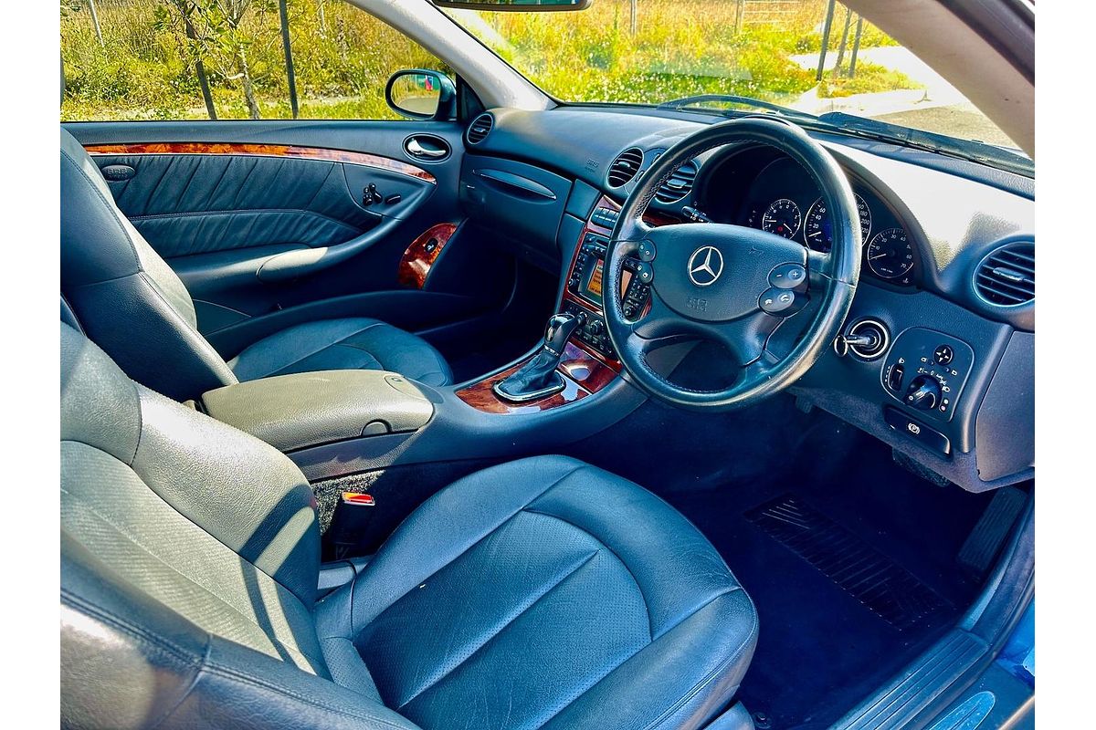2004 Mercedes-Benz CLK-Class CLK320 Elegance C209